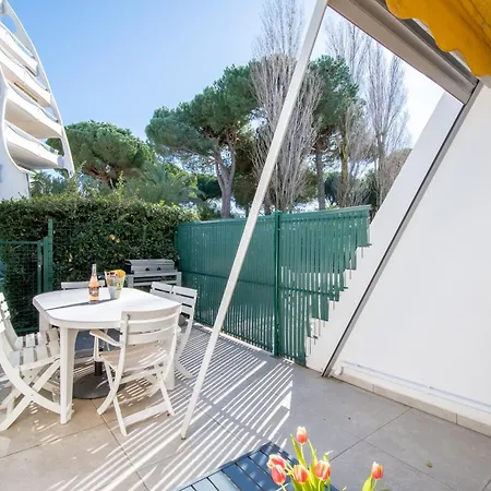 아파트 Les Pins D'azur *