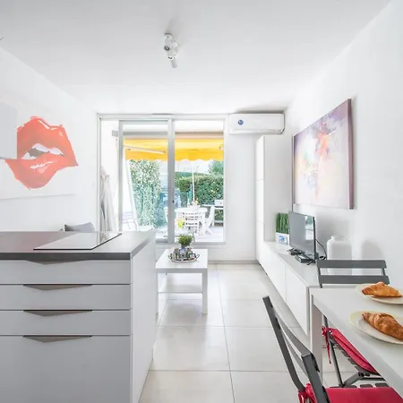 Les Pins D'azur Apartment La Grande-Motte