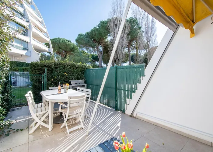 Lejlighed Les Pins D'azur *