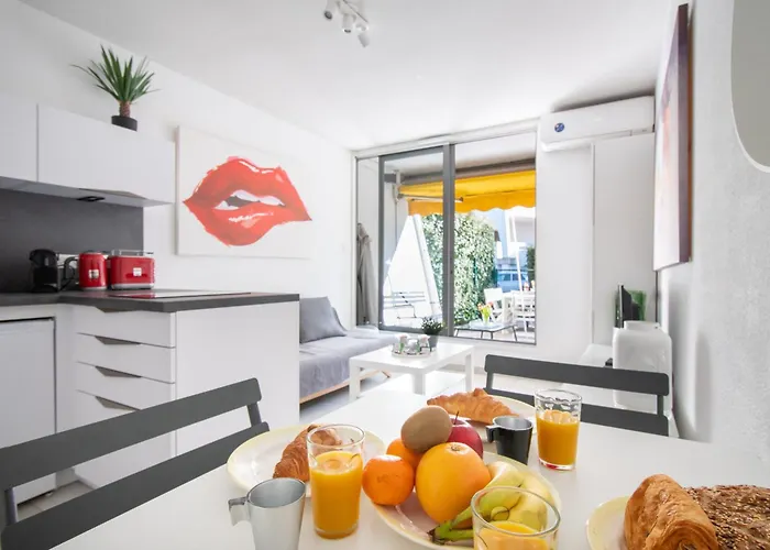 Les Pins D'azur * La Grande-Motte